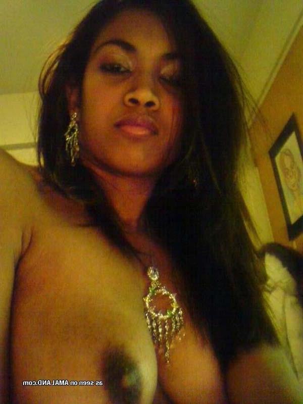 15P Busty amateur ebony girlfriends teasing