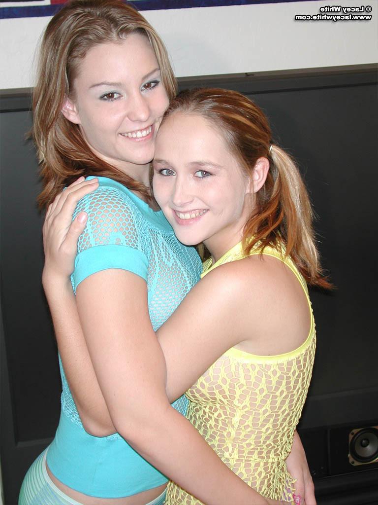 16P Lacey White and Stacy lick nipples
