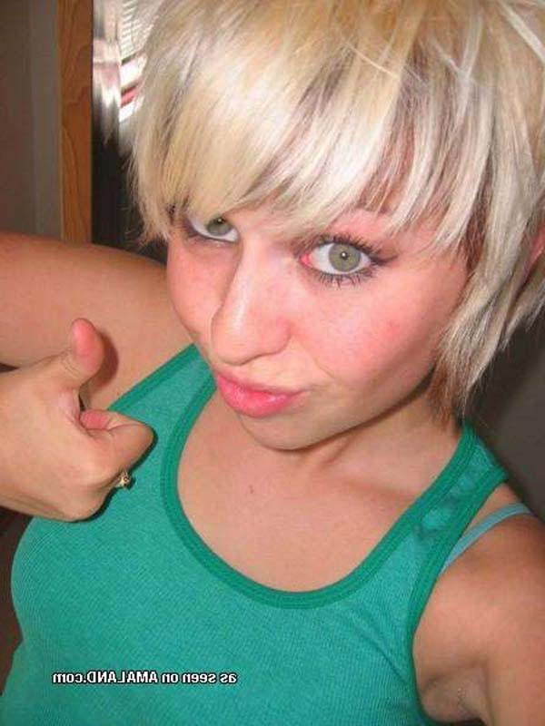 16P Photo compilation of nice amateur sexy non-nude chicks