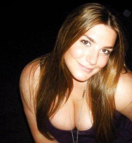 25P BUSTY AMATEUR III
