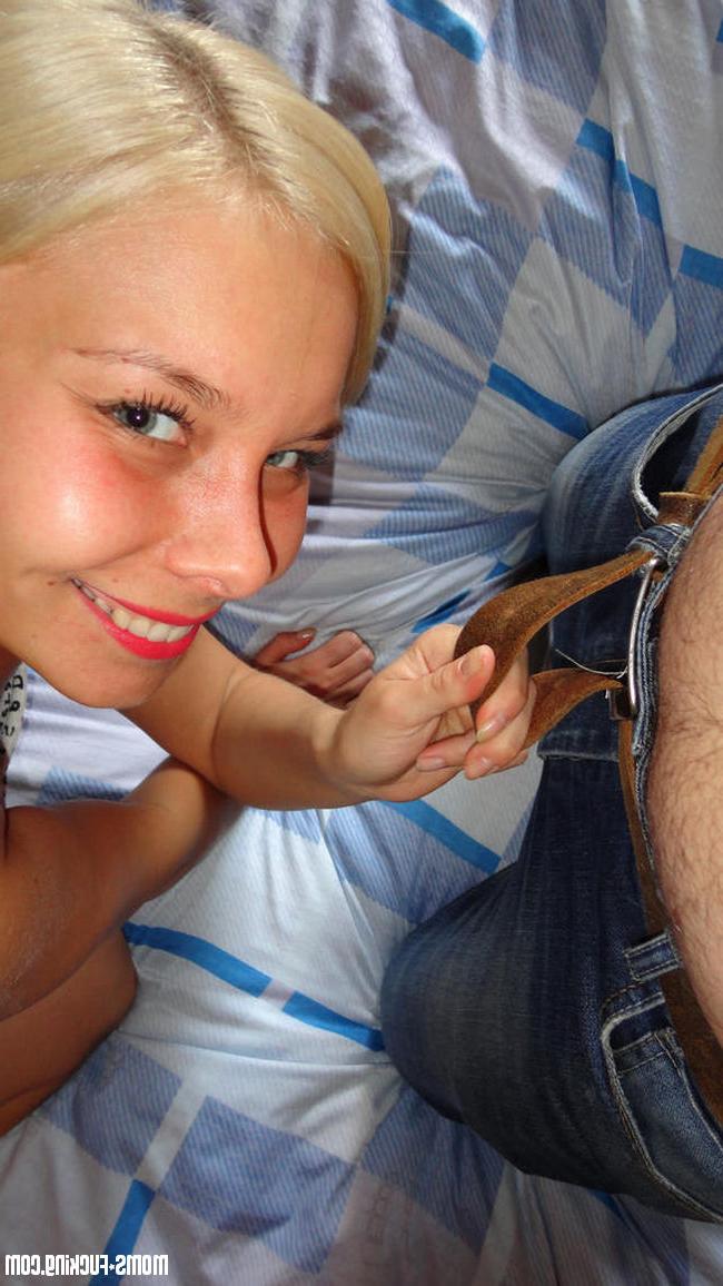 9P Blonde ex girlfriends show tits and ass for the camera gallery 2