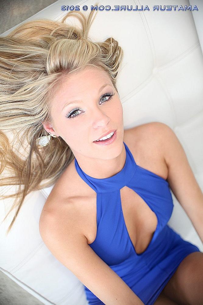 16P Scarlet is a tall stunning blonde with a tight ass and pussy