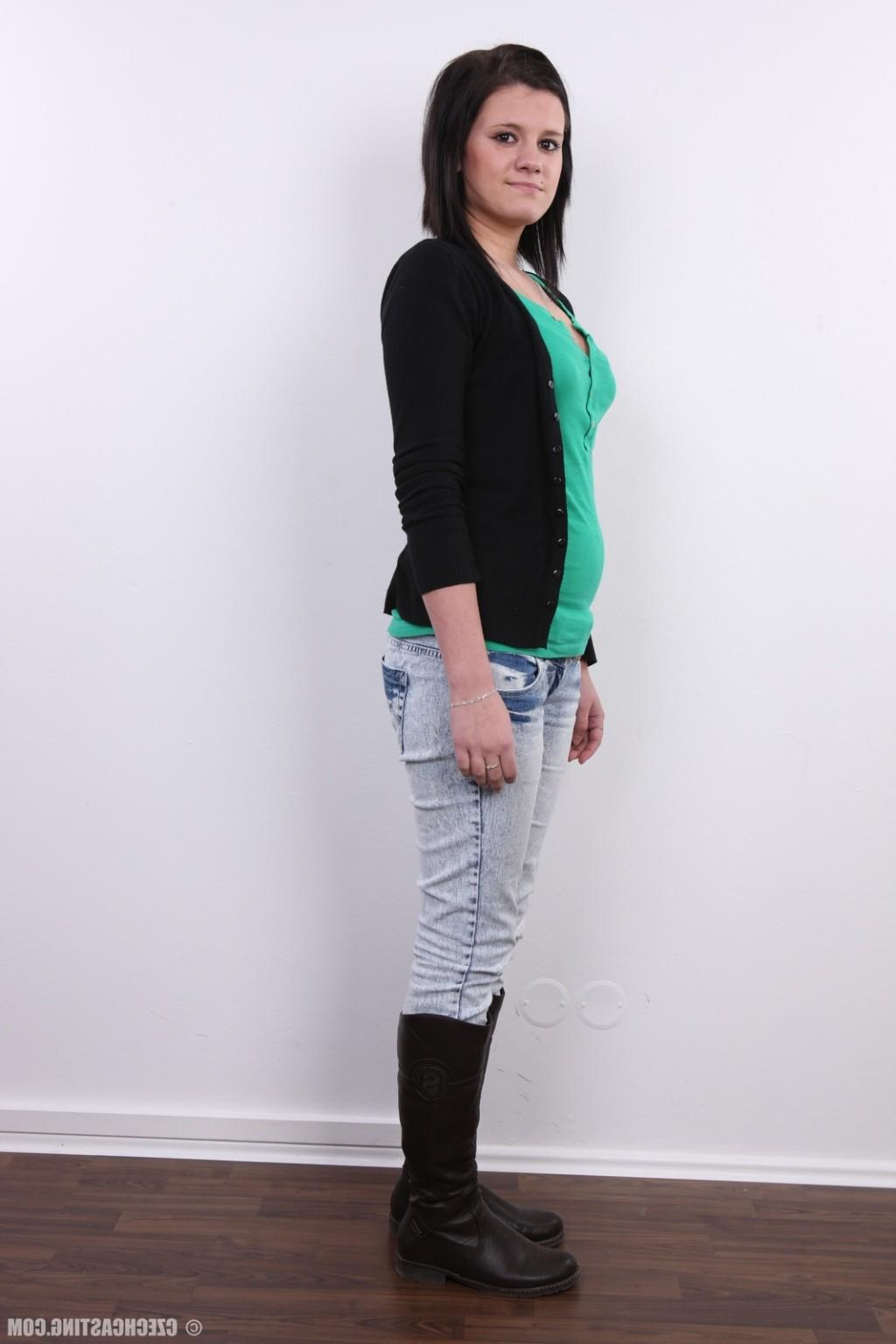 20P Lucie is only 18 years old and she's already in our atelier