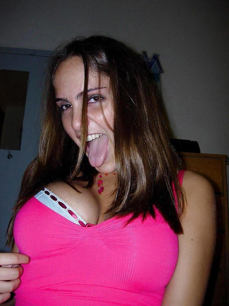 25P BUSTY AMATEUR XIII