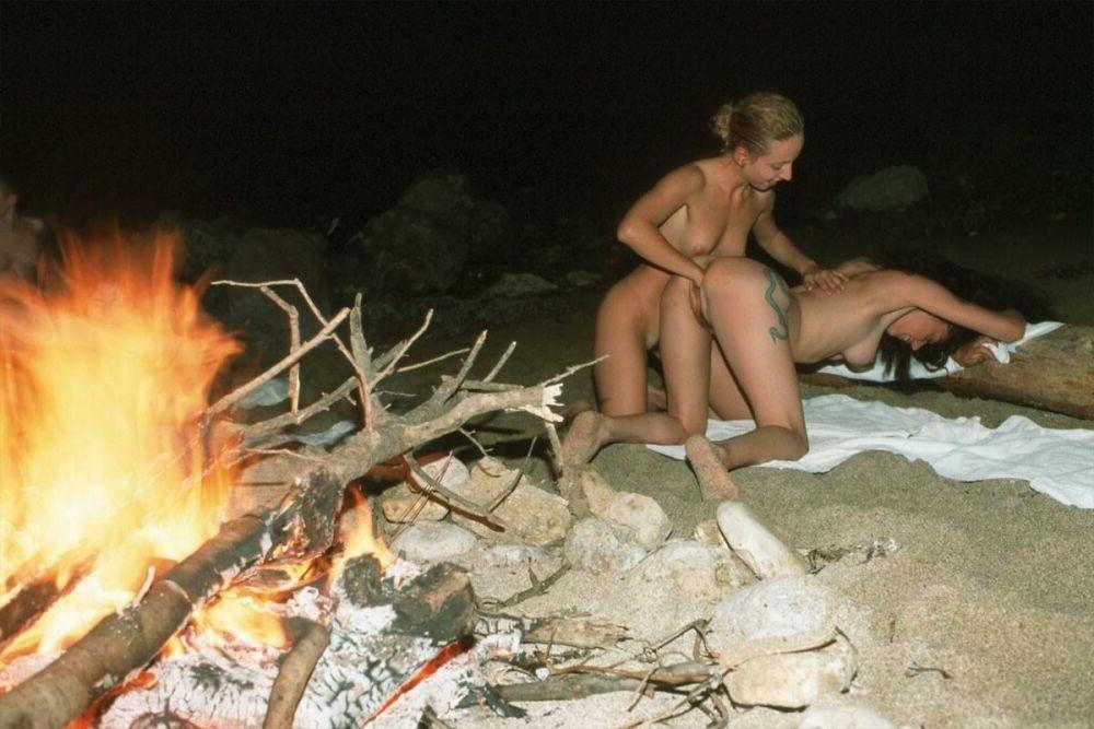15P Lesbian girlfriends are kissing and licking 21