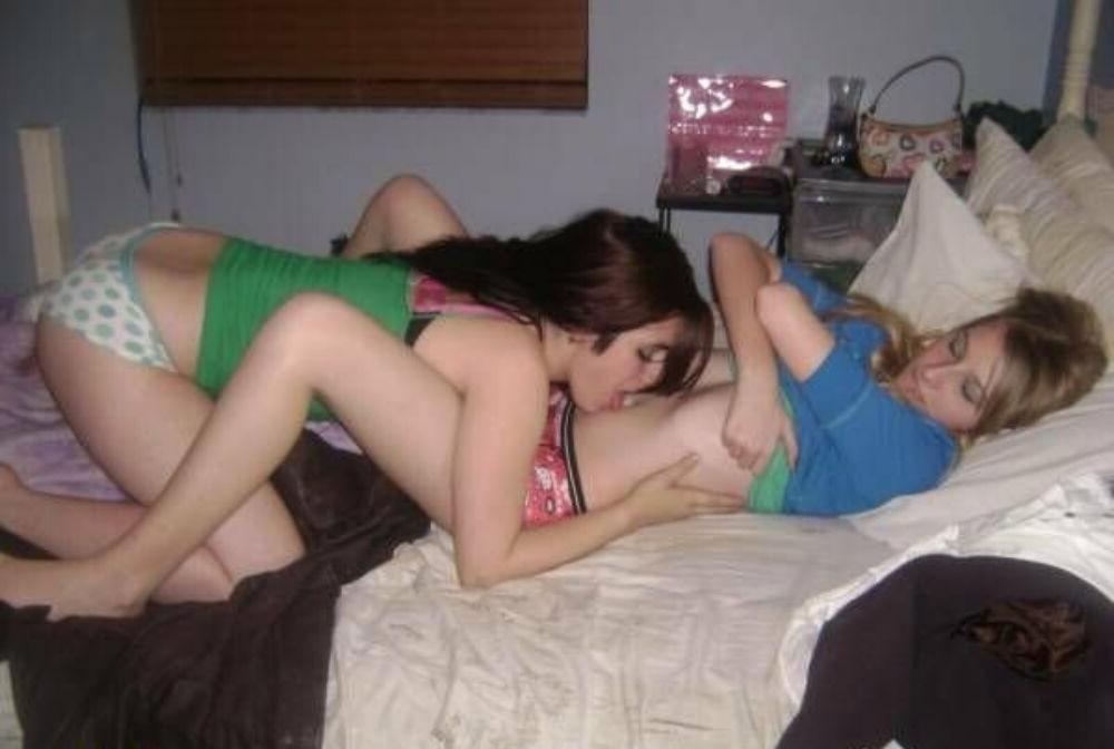15P Lesbian girlfriends are kissing and licking 21