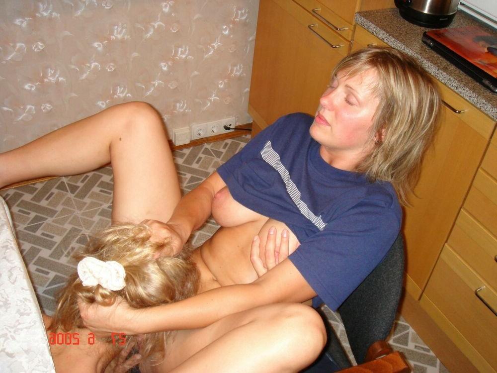 15P Lesbian girlfriends are kissing and licking 3
