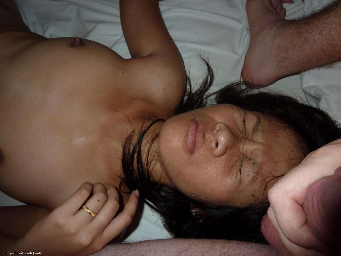 25P Hot Thai Teen Hooker spreads ass and is penetrated no condom bareback asian slut