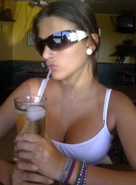 16P Various photos of naughty girl on girl action