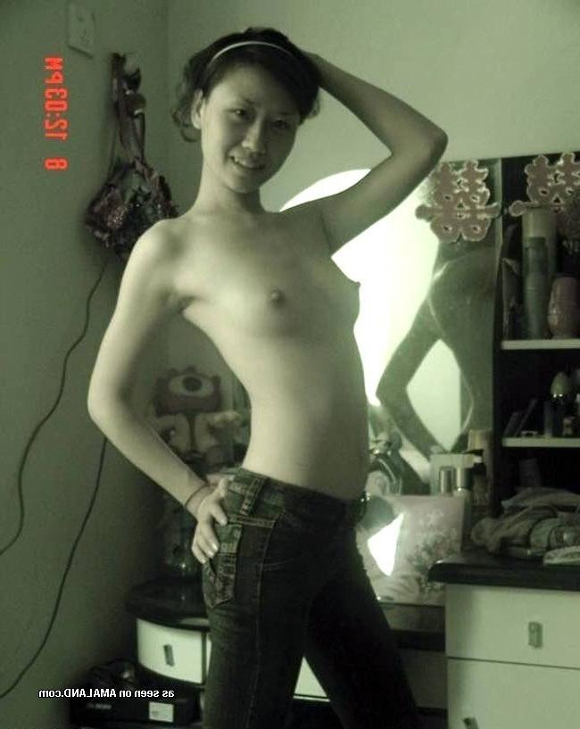 15P Amateur Asian teen GF hairy pussies and blowjobs