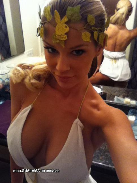 15P Self shot amateur 18 year old girlfriends show beautiful titties