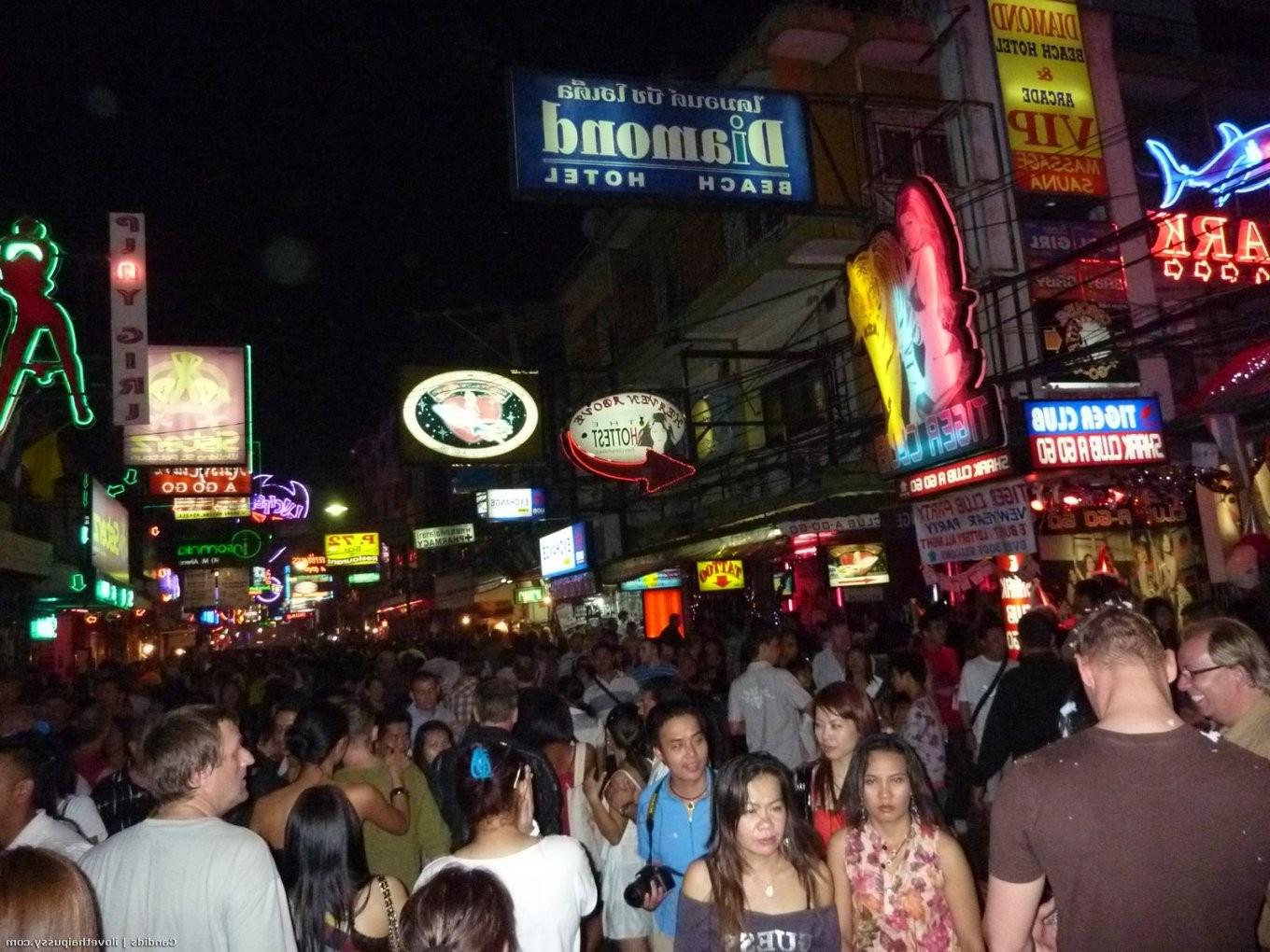 25P Hot Thai gogo hooker penetrated bareback no condom by an filthy sex tourist chea