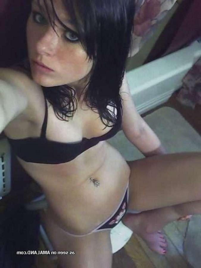 11P Compilation of steamy hot amateur self-shooting girlfriends