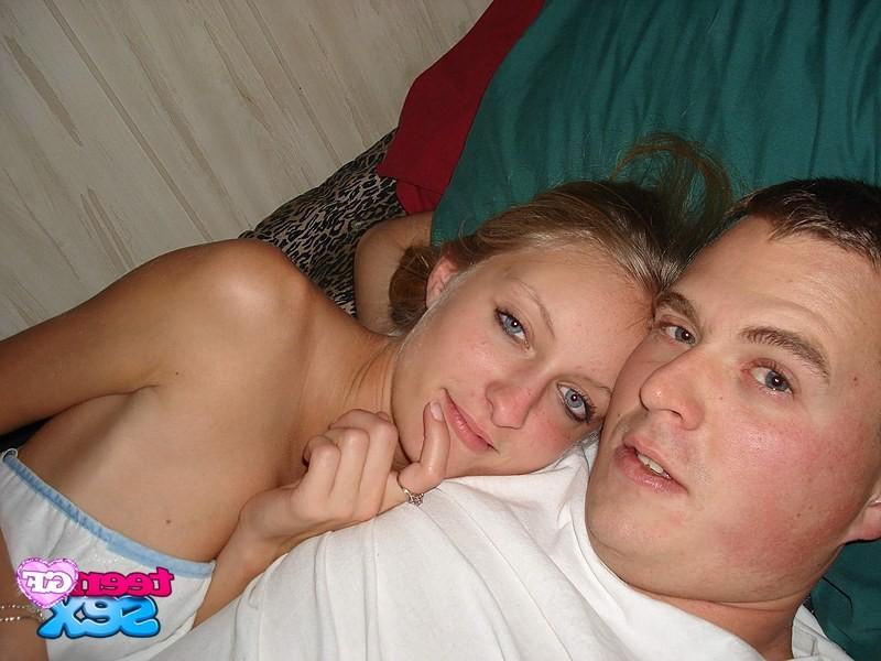 12P The extreme deepthroat from the kinky girlfriend