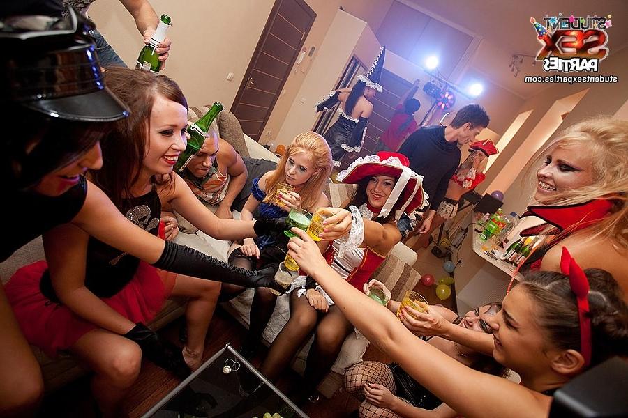 8P Student orgy on Halloween night