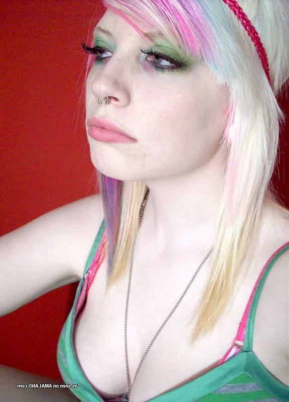 12P Compilation of steamy hot and sexy amateur scene babes