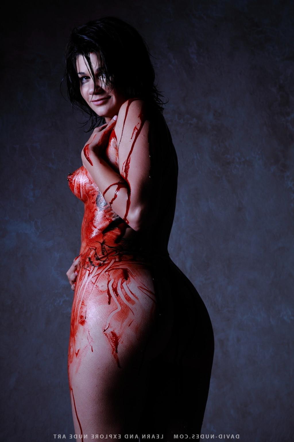 16P Allaura Bloody Halloween