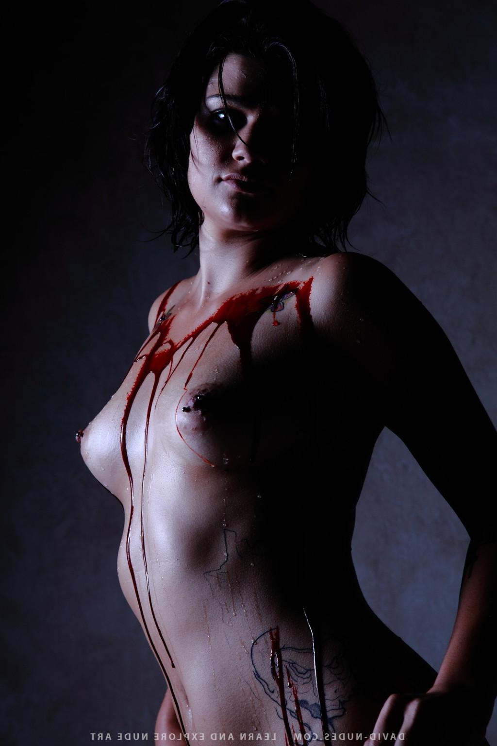 16P Allaura Bloody Halloween