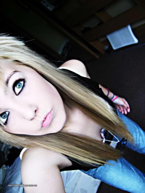 12P Compilation of flaming hot emo teen selfpics