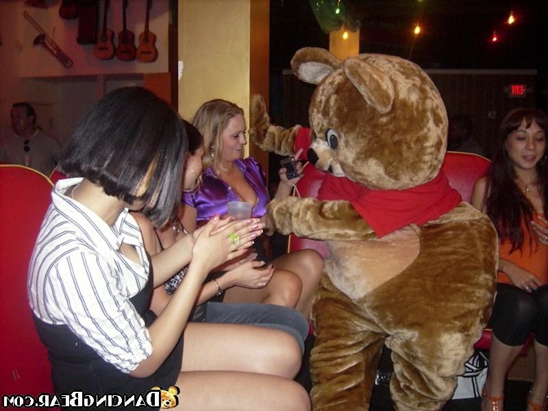 16P Many drunk partygirls sucking and fucking at a wild sex orgy