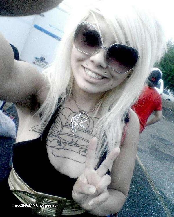 12P Nice steamy hot compilation of amateur emo hotties