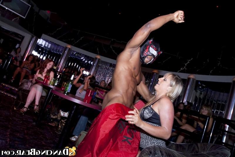 16P Many drunk partygirls sucking and fucking at a wild sex orgy