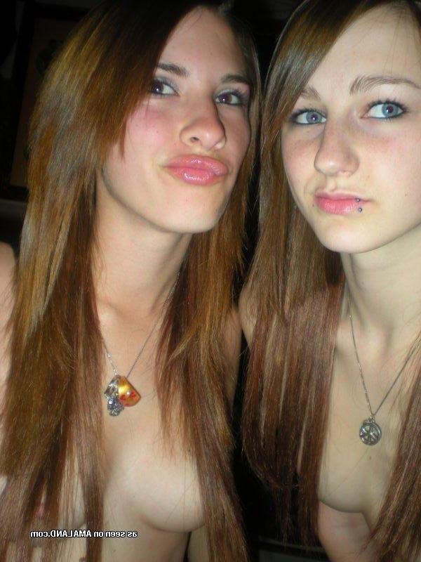 12P Cute lesbian teen girlfriends selfshooting together