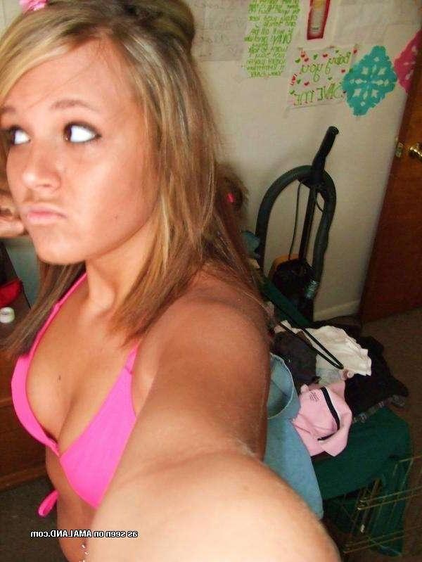 12P Compilation of sexy amateur girlfriends in bikinis