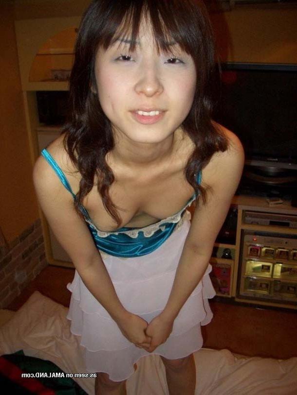 10P Picture compilation of a horny asian gf sucking a stiff cock