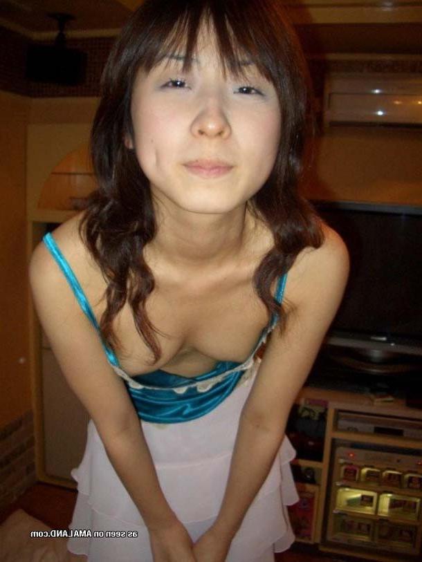 10P Picture compilation of a horny asian gf sucking a stiff cock