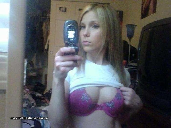 12P Compilation of hot busty amateur self-shooting GFs
