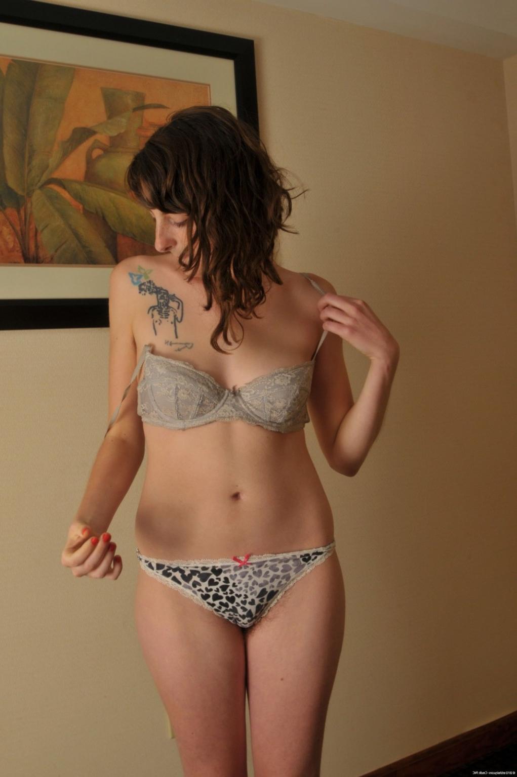 15P Hairy tattooed brunette teen Iris spreading