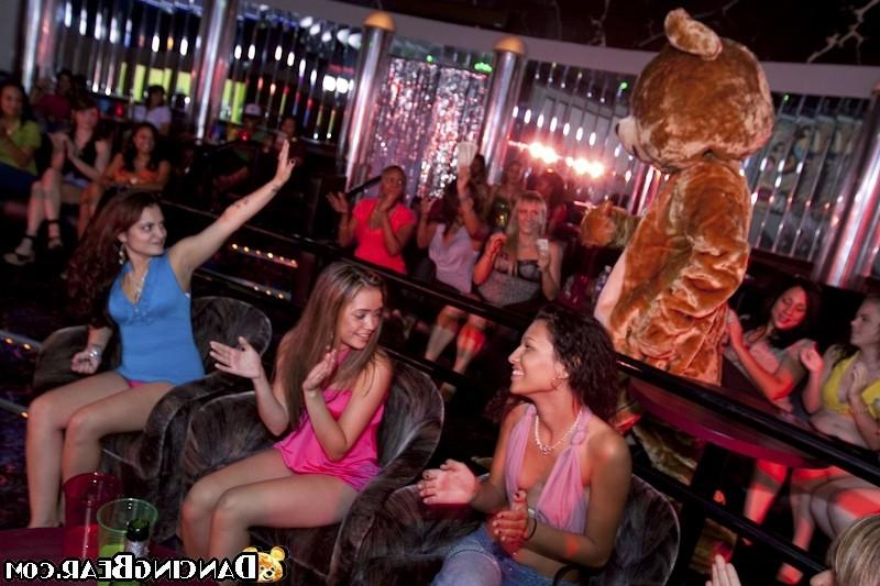 16P Many drunk partygirls sucking and fucking at a wild sex orgy
