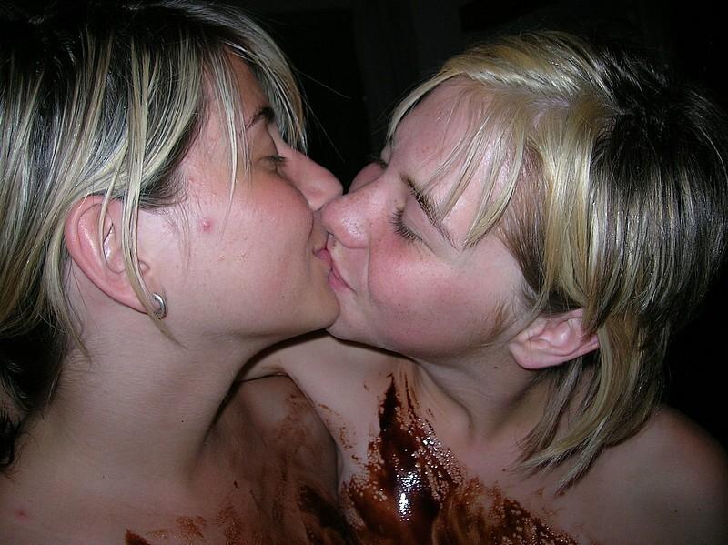 15P Amateur self-shooting teens showing their bodies