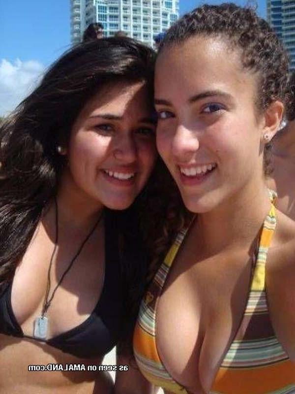 16P Picture selection of various amateur sexy heavy-chested hotties 