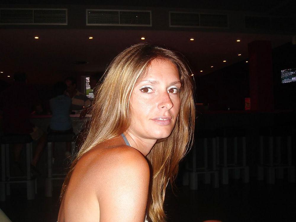 15P Sexy wife Marion vacation set