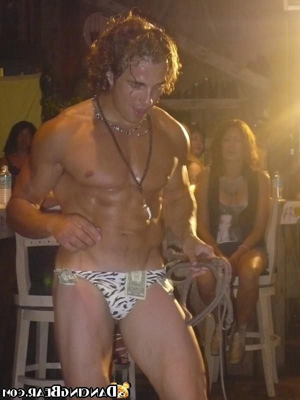 16P Many horny dancing girls get drilled by muscular strippers