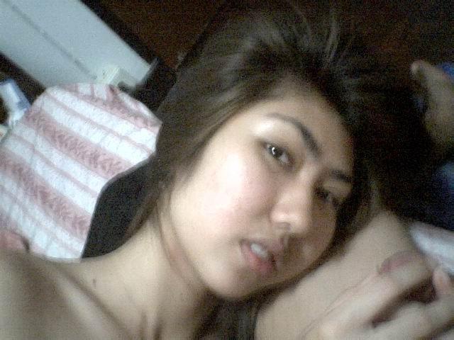 15P A compilation of pics from hot and sexy Asian girls