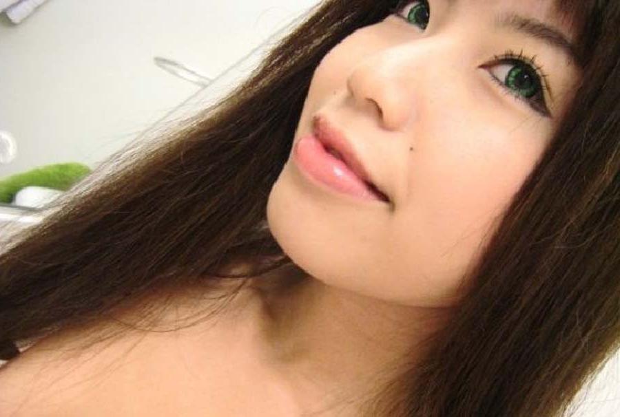 15P Photo compilation of amateur Oriental hotties