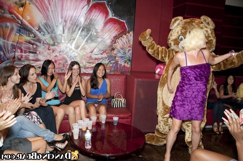 16P Beautiful chicks get penetrated at dirty hardcore party