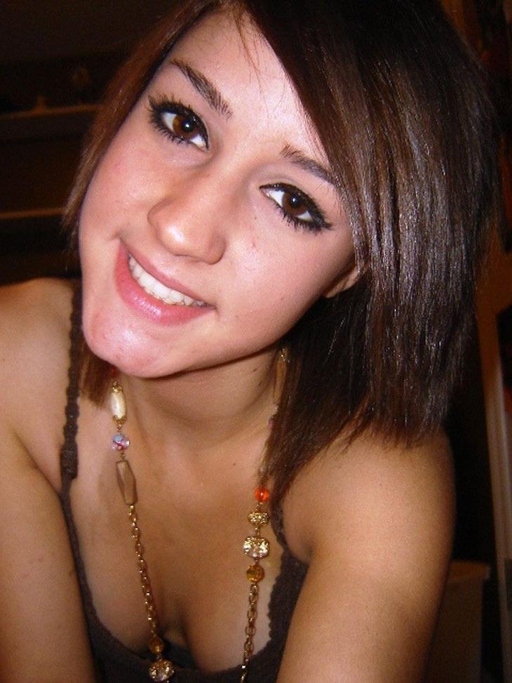 16P BJ and bald pussy
