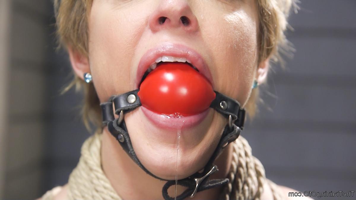 20P A special feature for the New Year, starring very special slave meat Darling. Da