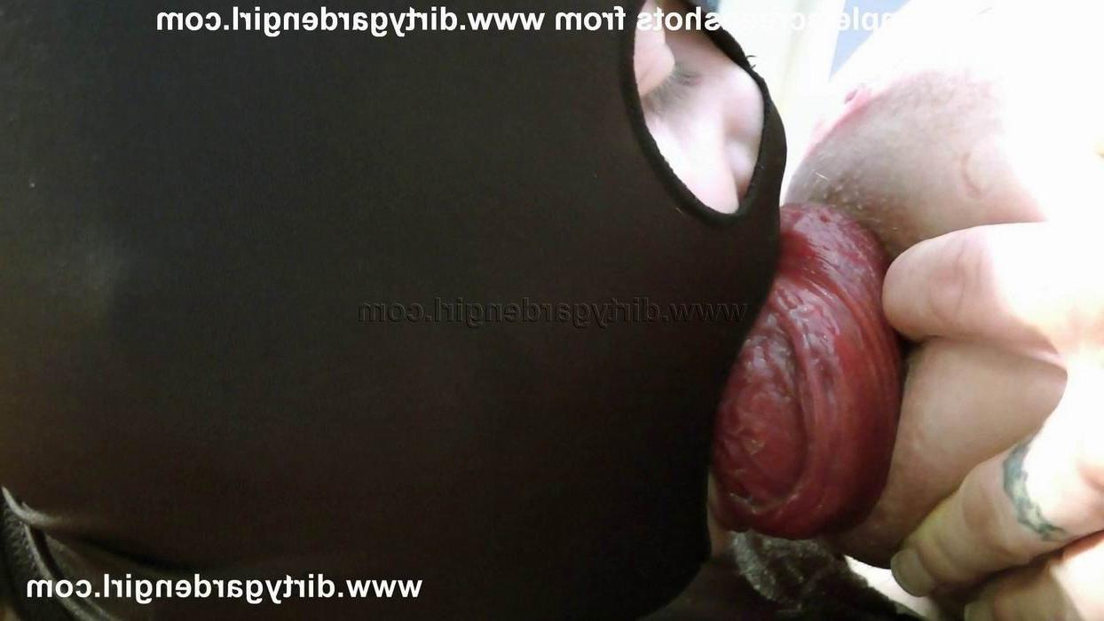 18P extreme mature toying her pussy and prolapsed ass
