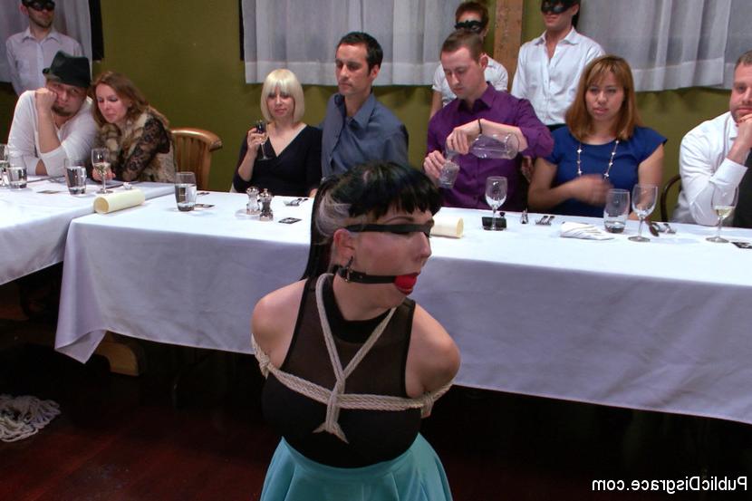 15P Nerine Mechanique served up and fucked at a dinner soiree