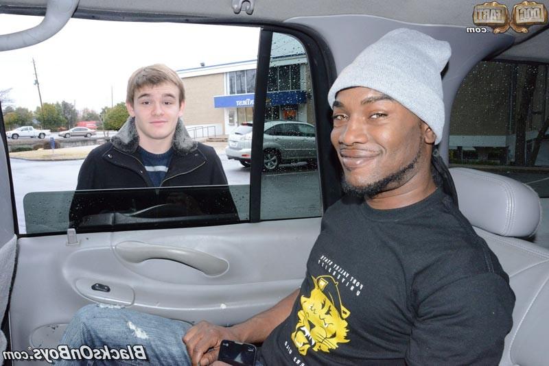 15P Black Guy Stuffs a White Boy