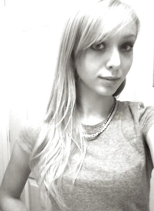25P Sweet Young Blue Eyed Blonde