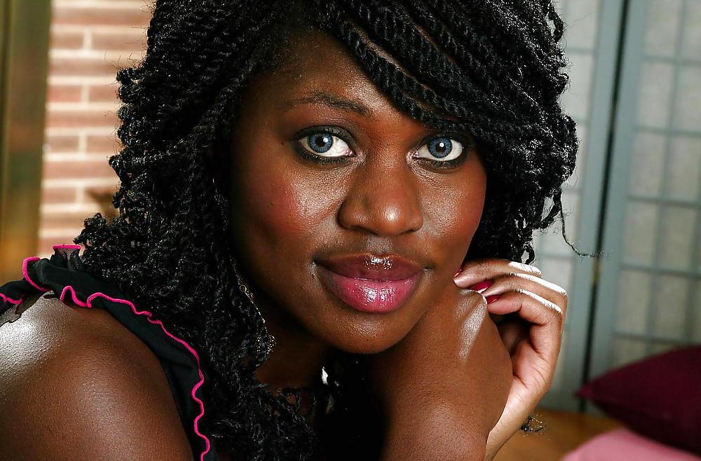 25P EBONY BEAUTY - JAZMINE