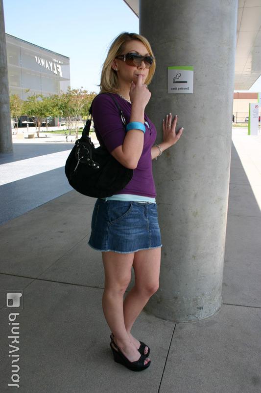 16P Nasty blonde chick double penetration