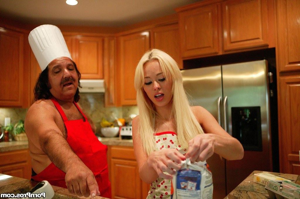 16P Rebecca Blue banged by Ron Jeremy