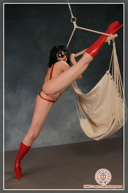 16P Flexible brunette beauty toys pussy and ass hanging from hammack
